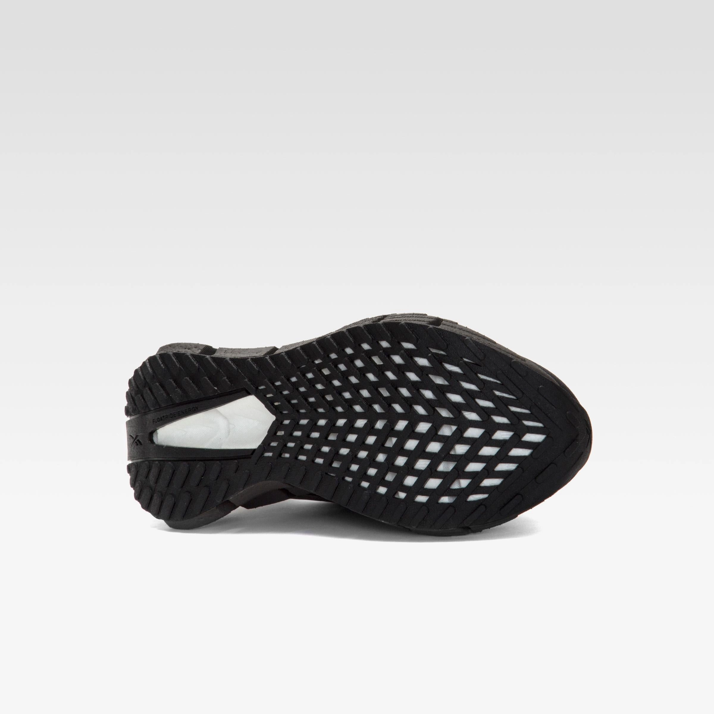 Reebok Footwear Men FloatZig 1 Shoes BLACK/DARK MATTER/GREY 6 Best Running Distance