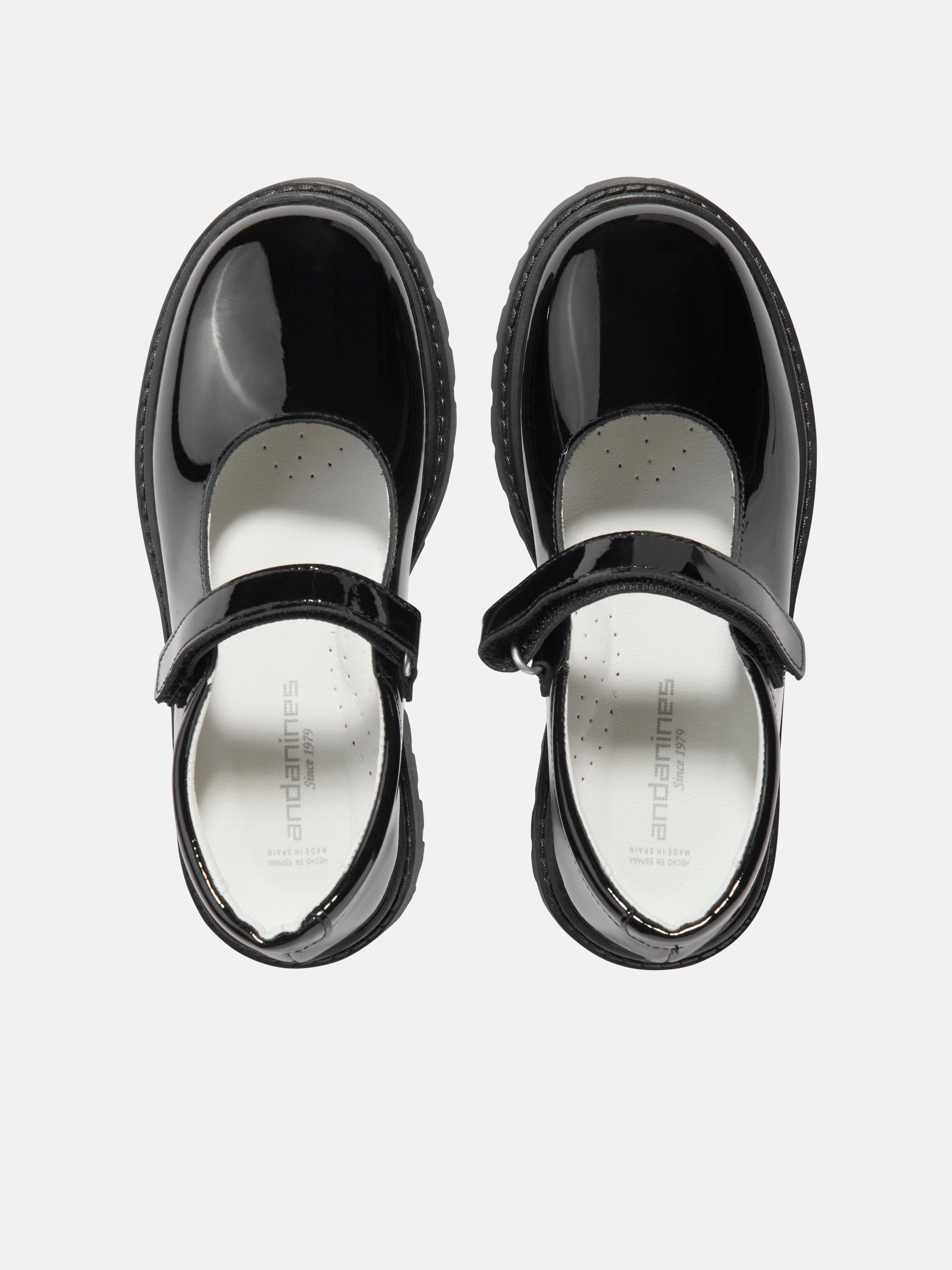 Vegan Mary Jane Shoes Andanines Girls Patent Leather Chunky Mary Jane Shoes in Black