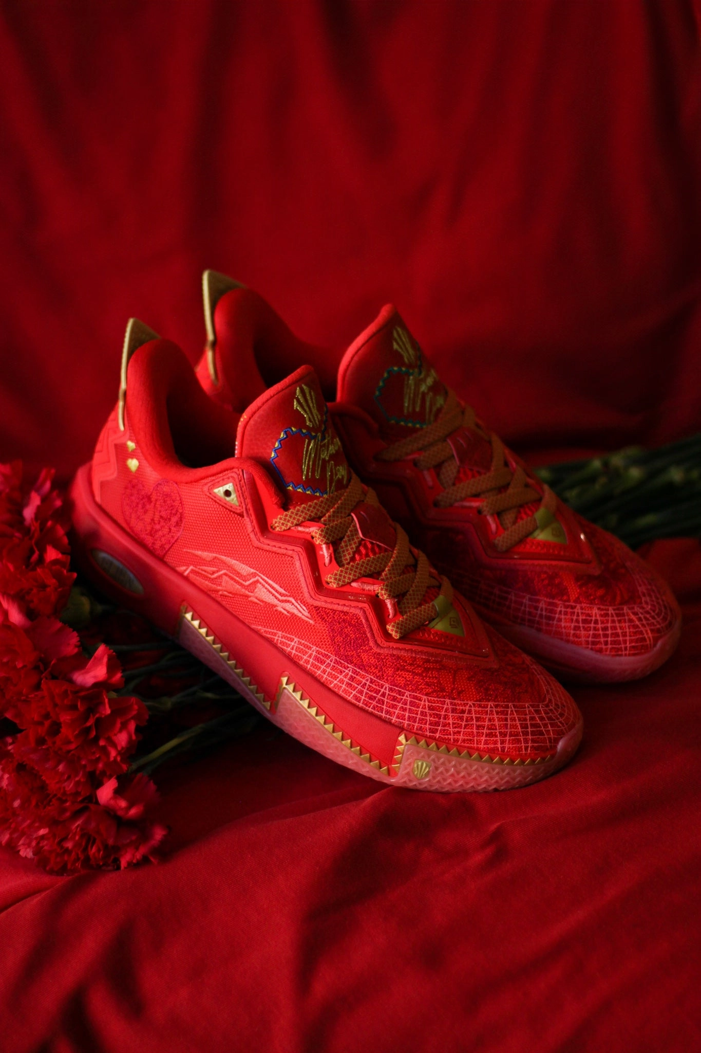 Basketball Players With Shoes ANTA Kai 2 Mothers Day