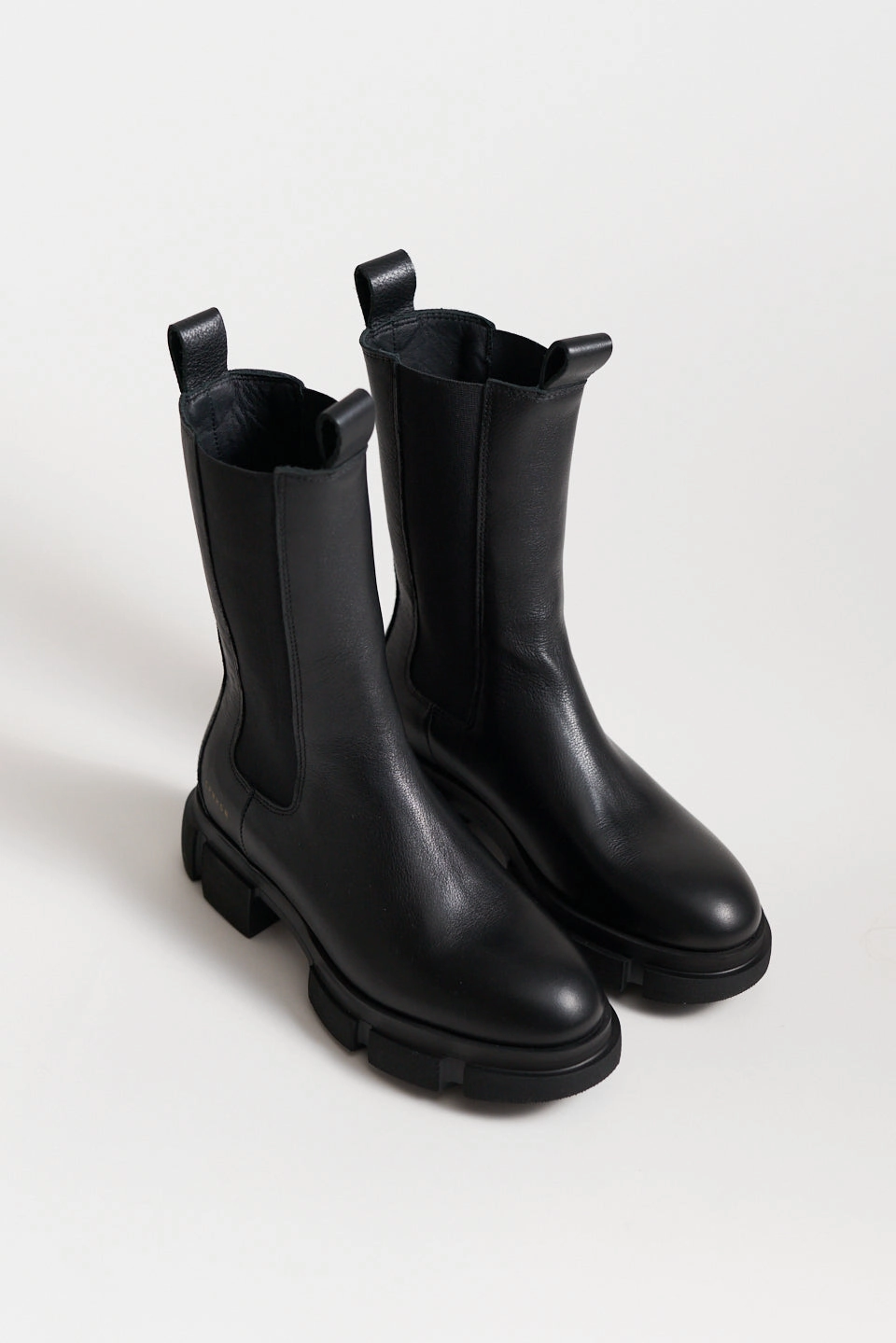 Ash Madison Chelsea Boots Vitello Black Chelsea Boots