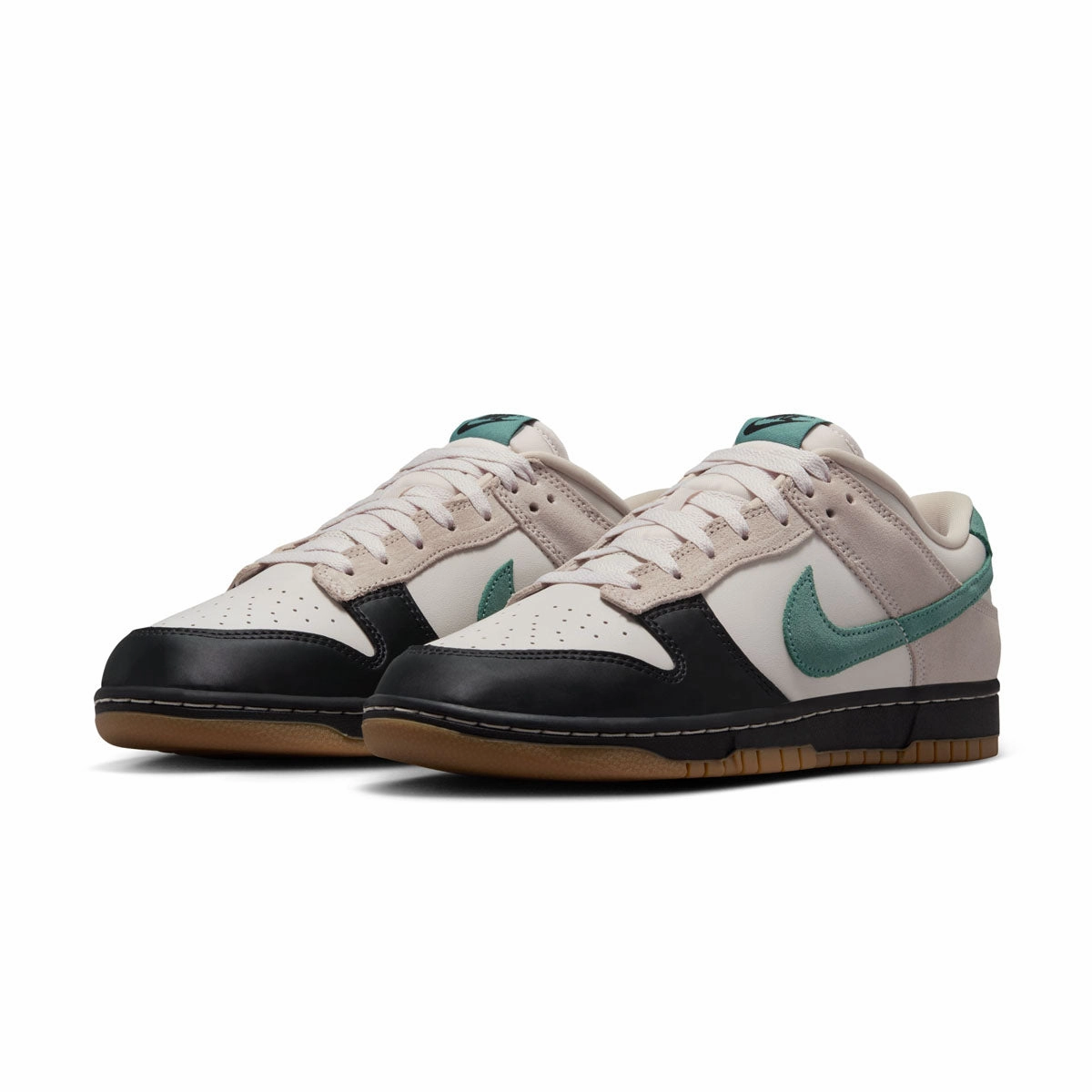 Dunk Low 'Black Toe' Nike Long Distance Track Shoes