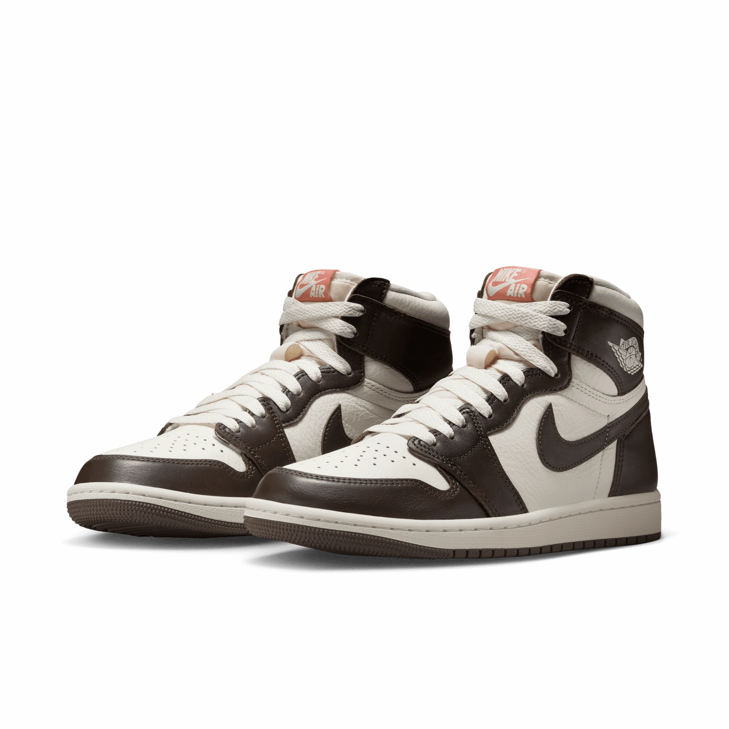 Hyper Nike Basketball Shoes Women's Air Jordan 1 Retro High OG 'Brown/Sail'