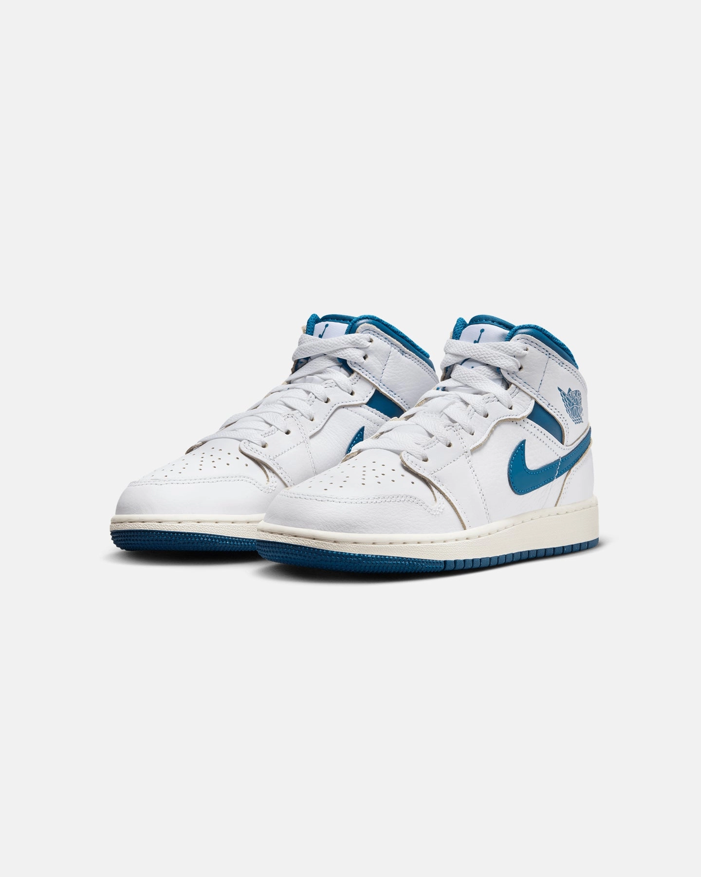 Nike Shoe Style Jordan Kid's Air Jordan 1 Mid SE (GS) White/Industrial Blue