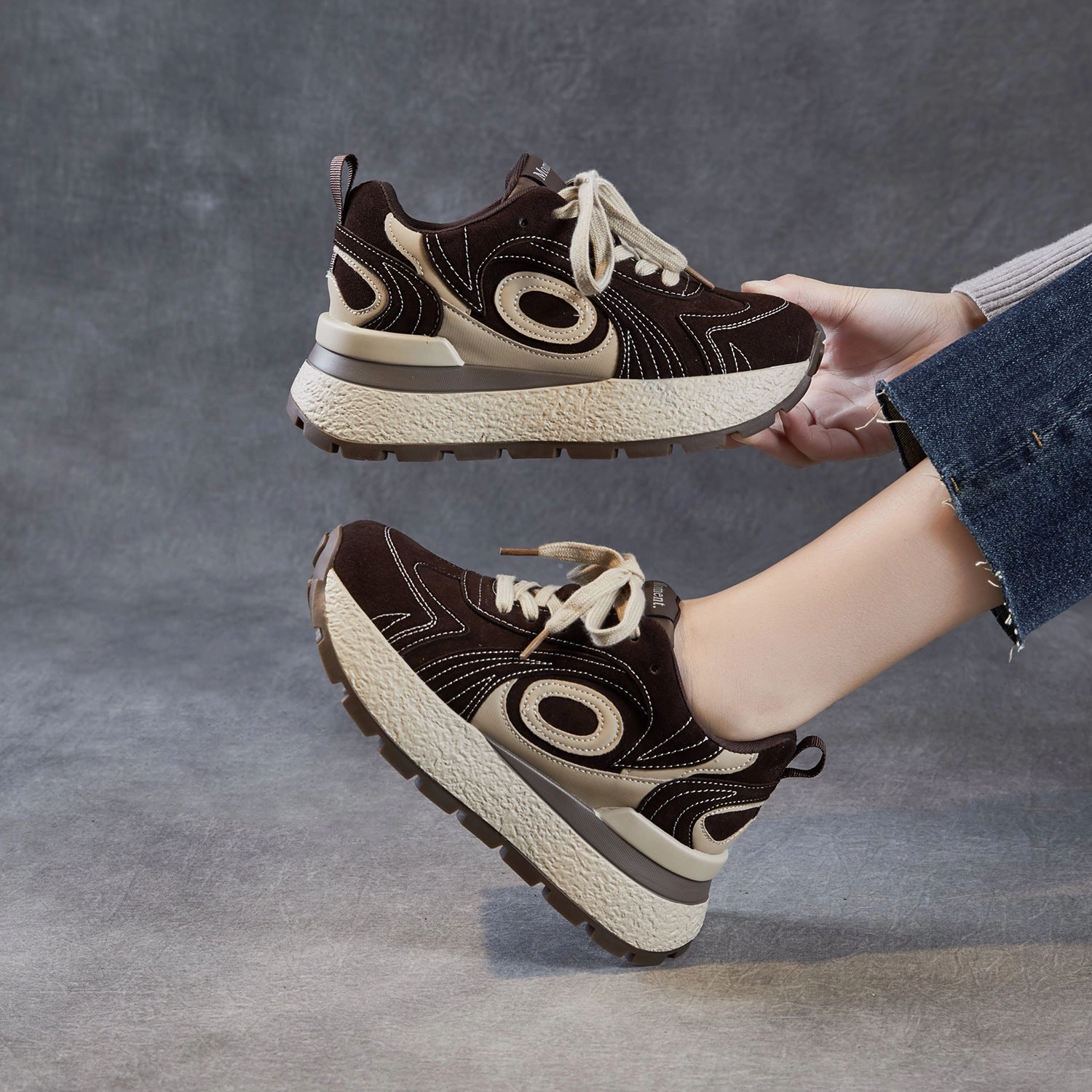 Sneakers Vans Women's Fashion Quilted Leather Chunky Platform Sneakers