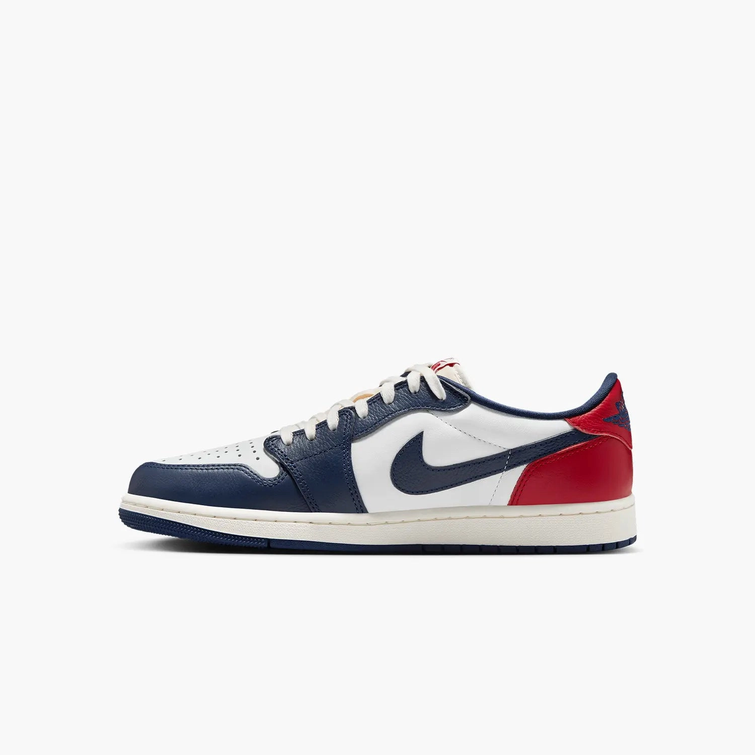 Men's Air Jordan 1 Retro Low OG "Howard University" Heel Tennis Shoes Nike