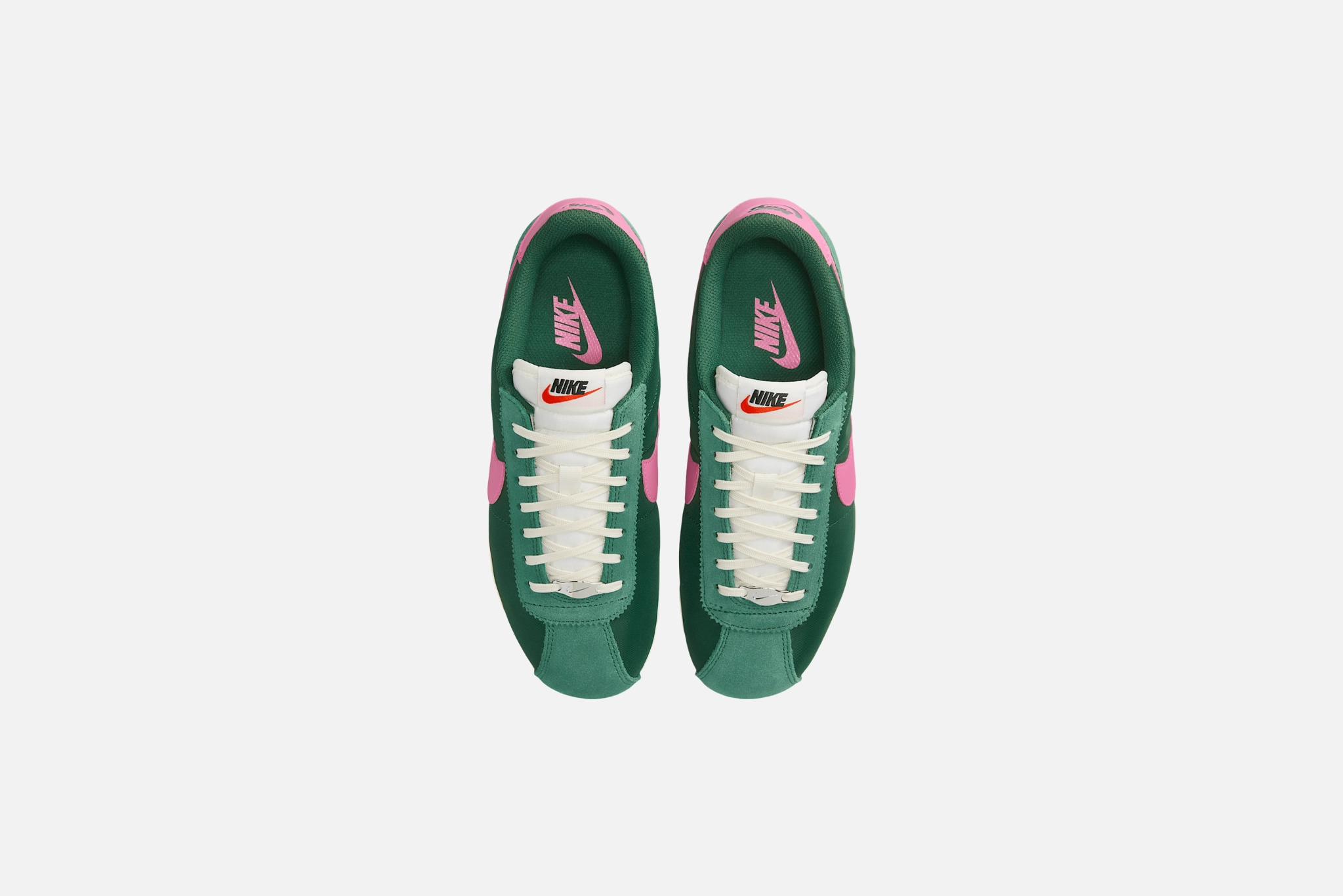 Nike Court Borough Mid Basketball Shoe Nike "Cortez" W - Fir / Pinksicle / Sail