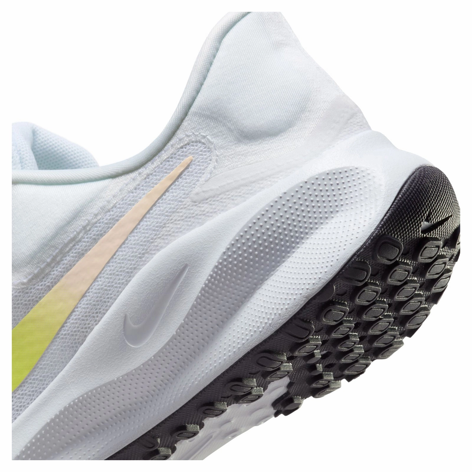 Women's Nike, Revolution 7 EasyOn Running Shoe Nike Soccer Shoe