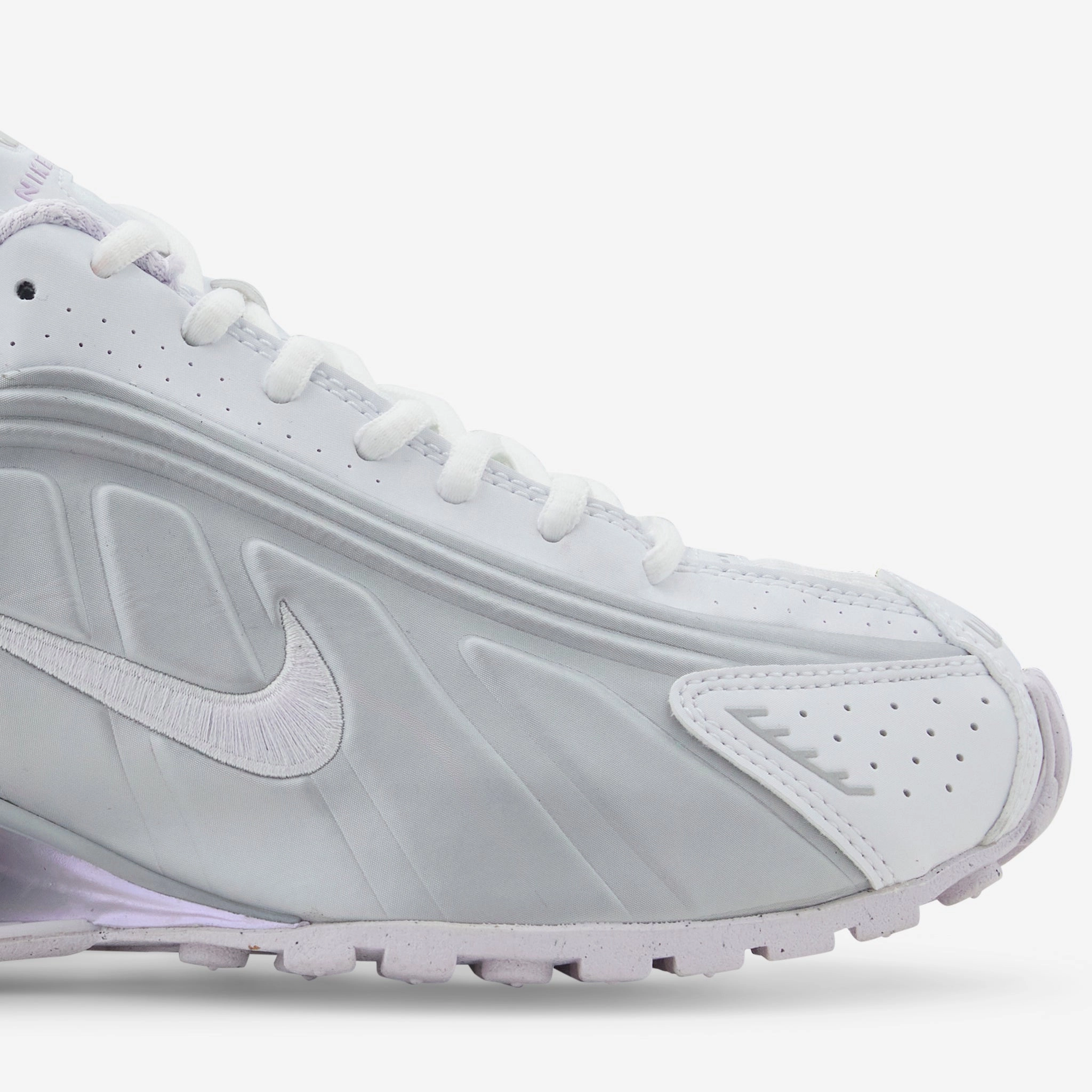 Women's Shox R4 White | Barely Grape | MTLC Platinum Nike Takedown Shoes