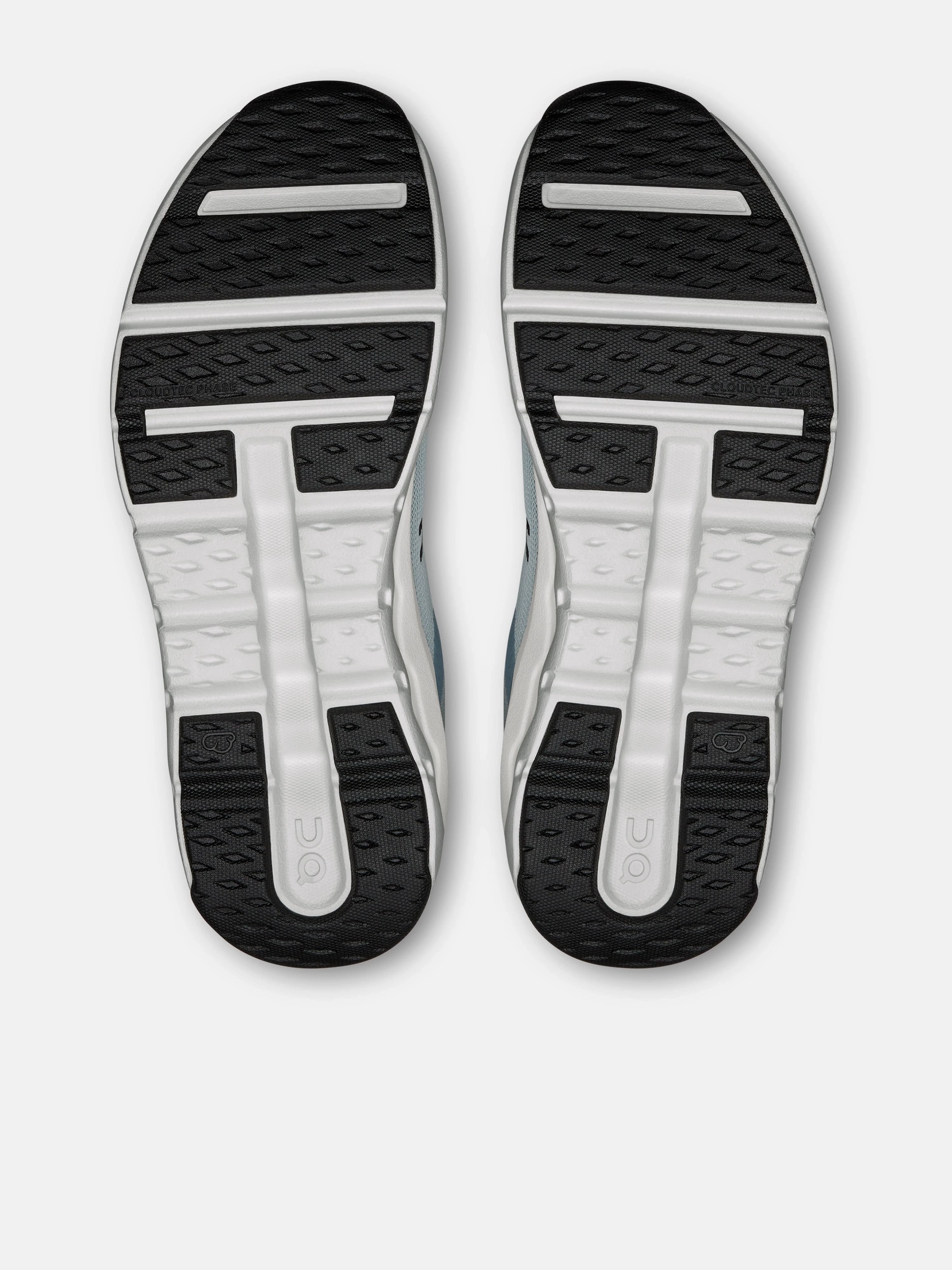 Running In Toe Shoes On Running Kids Cloudleap Trainers in Blue