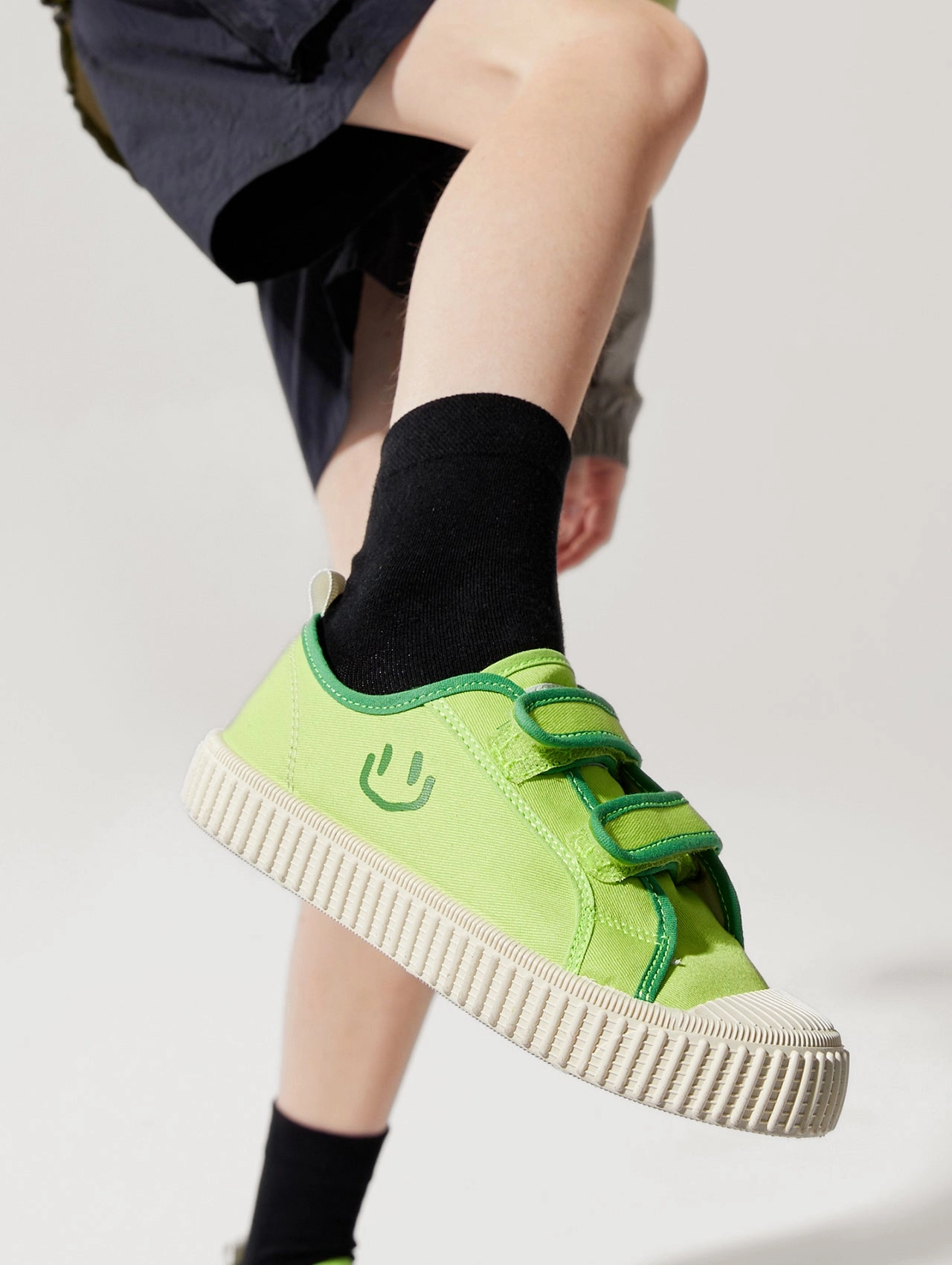 Run Swift 3 Sustainable Running Shoes Lollipop Canvas Shoes