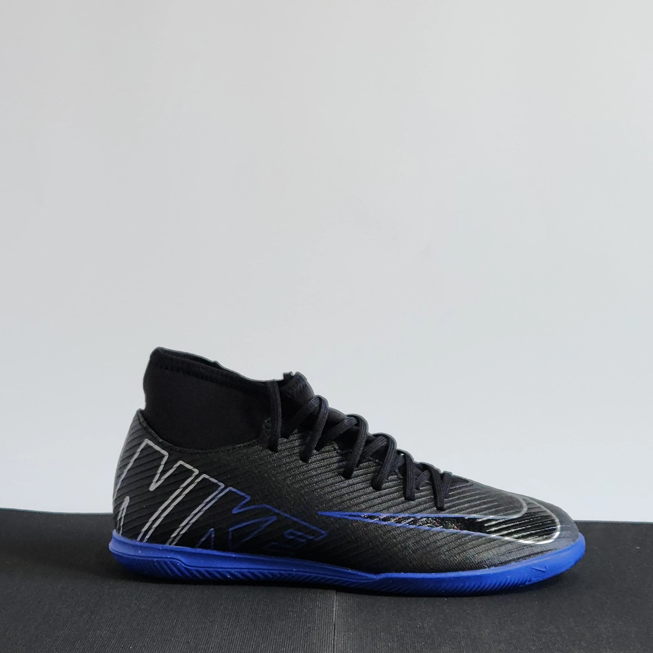 Nike's First Shoe Nike Superfly 9 Club IC - DJ5962-040