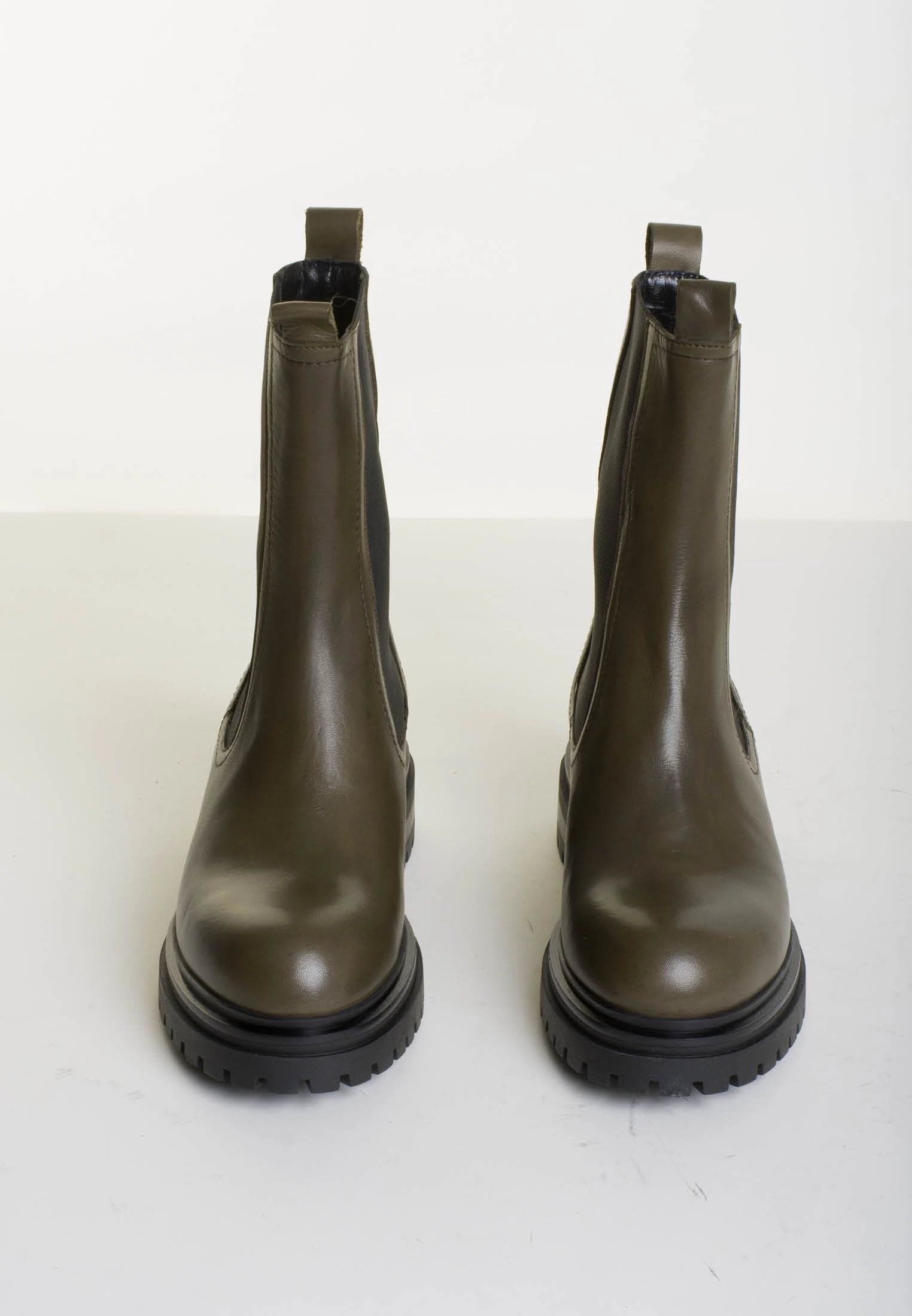 Must Have Chelsea Boots Teo Cactus Chelsea Boots