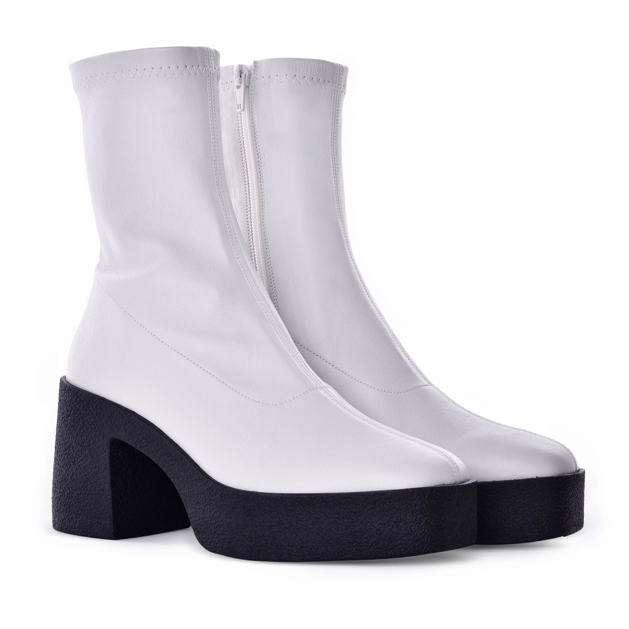 Umi Off White Stretch Leather Chunky Ankle Boots Craftsman Chelsea Boots