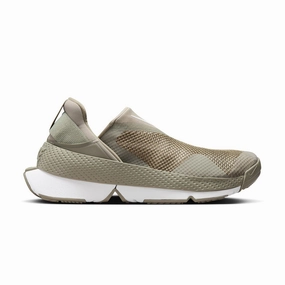 Go Flyease 'Light Army' Nike Grey Running Shoes