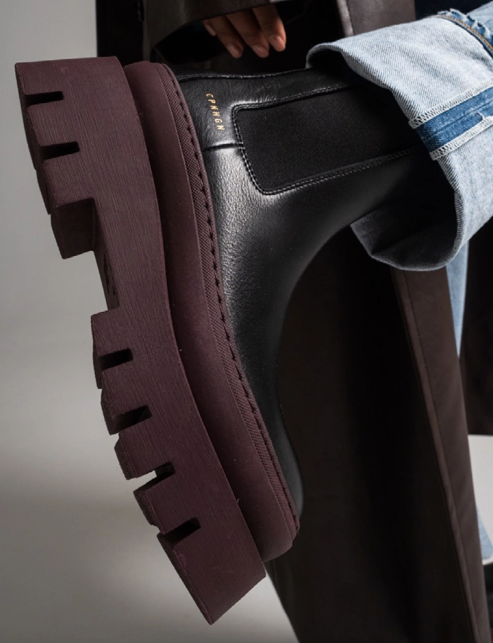 Vitello Black Bordeaux Chelsea Boots Leather Waterproof Chelsea Boots