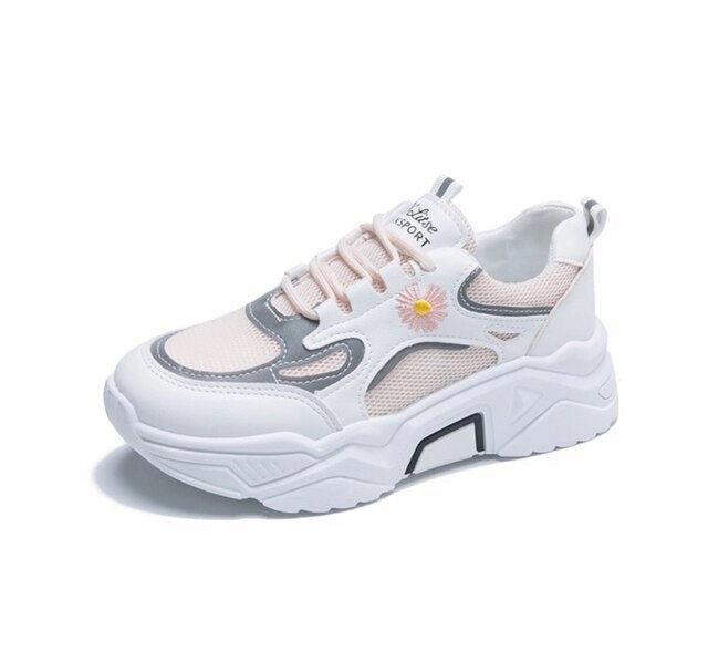 Women Chunky Sneakers Fashion Vulcanize Shoes New Female Black White Platform Shoes Thick Sole Casual Shoes Woman Sneakers 7cm Best Jogging Sneakers