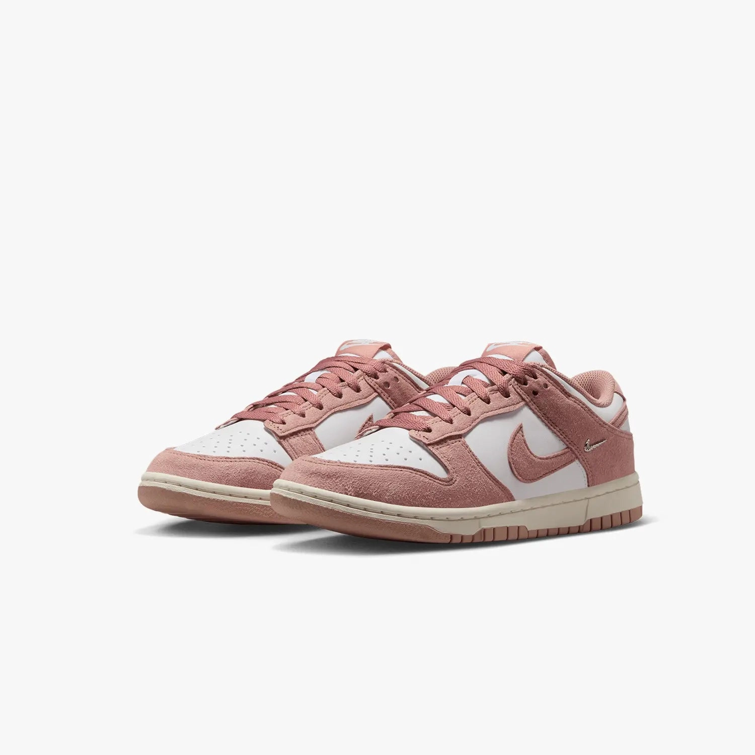 Nike High Top Skate Shoes Women's Dunk Low "Rose Whisper"